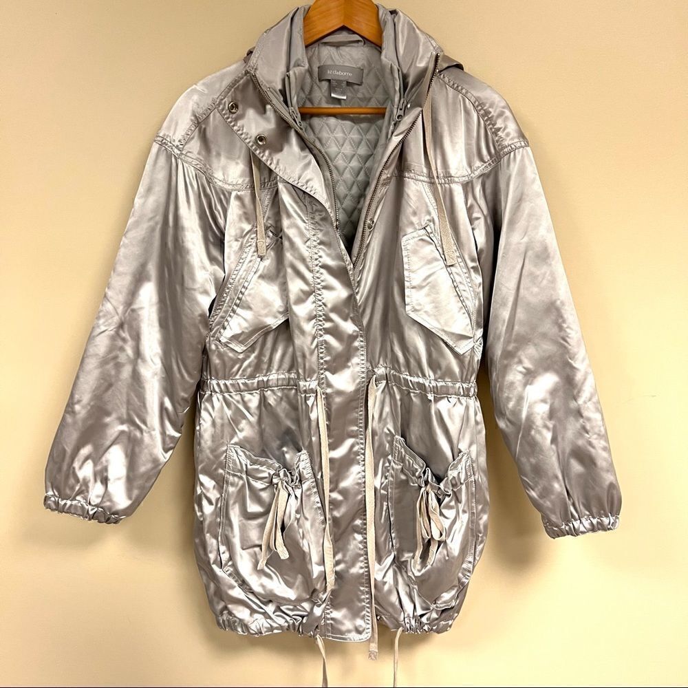 - Liz Claiborne silver coat with quilted layer Size Sm